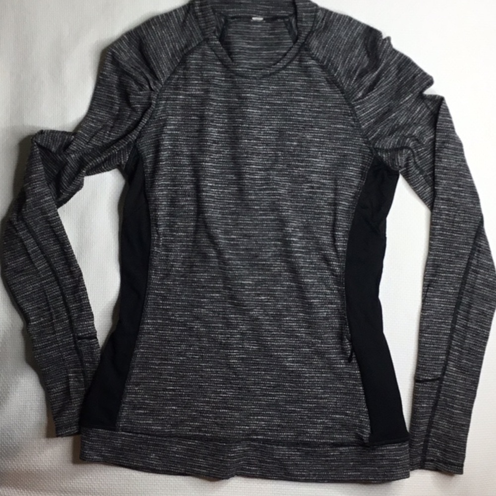 LuLulemon long sleeve zipped top